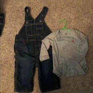 Gap Long sleeve onesie plus denim overalls